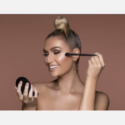 Youngblood Light Reflecting Highlighter Aurora